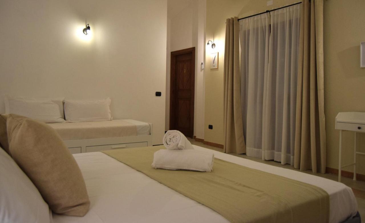 La Terrazza Hotel Olbia Exterior photo