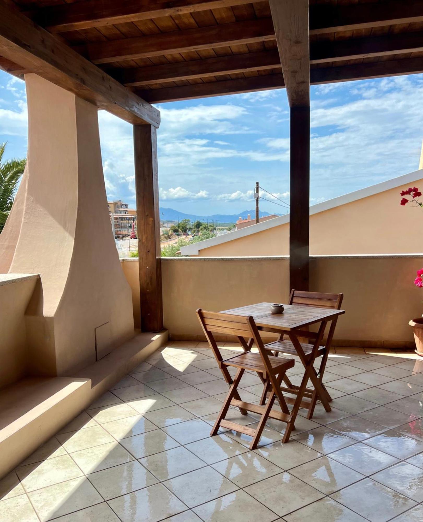 La Terrazza Hotel Olbia Exterior photo